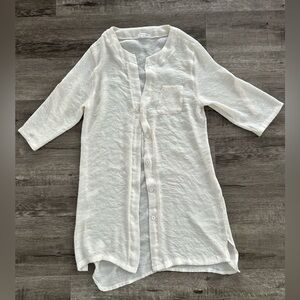 Women’s Ekouaer Sheer Ivory Button-Up Top S